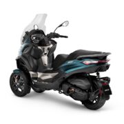 MP3 530 hpe Exclusive blue piaggio motogroup.sk 5