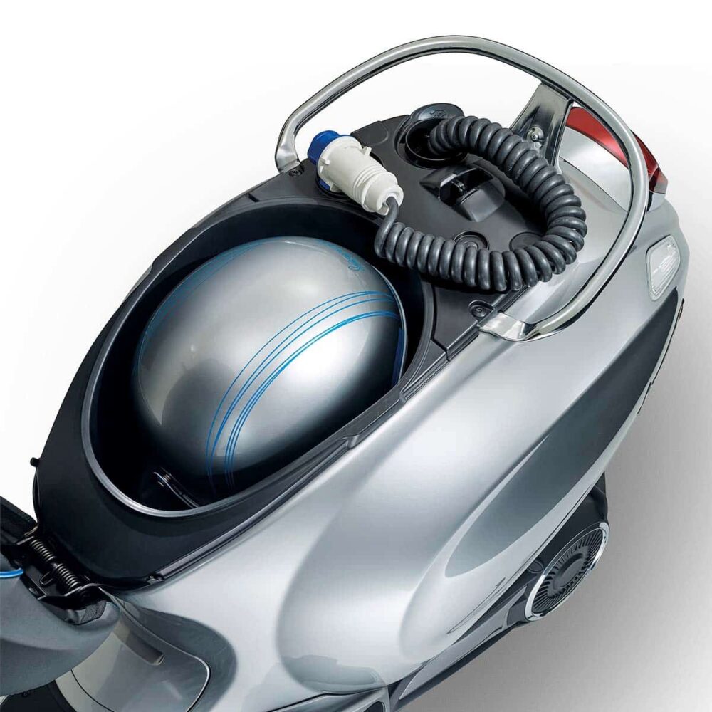 Vespa Elettrica L3 70 km/h E5 – Obrázok 7