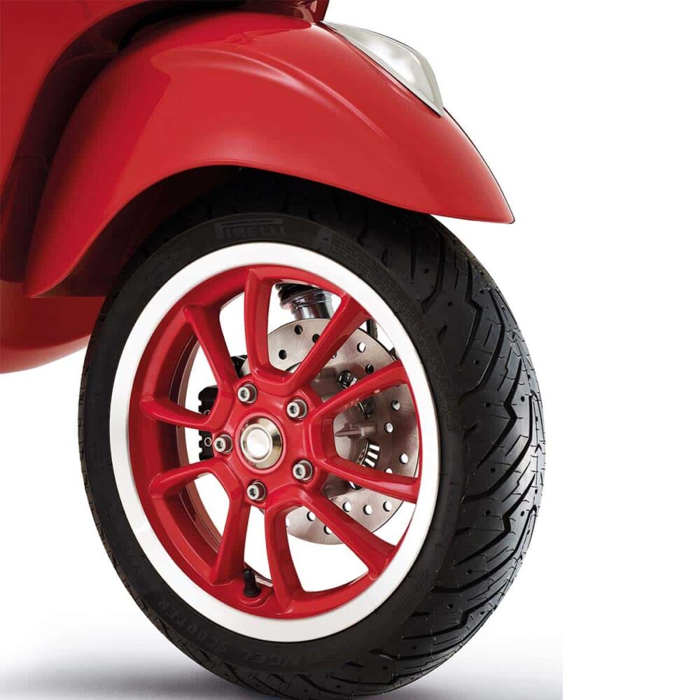Vespa primavera red motogroup.sk 7