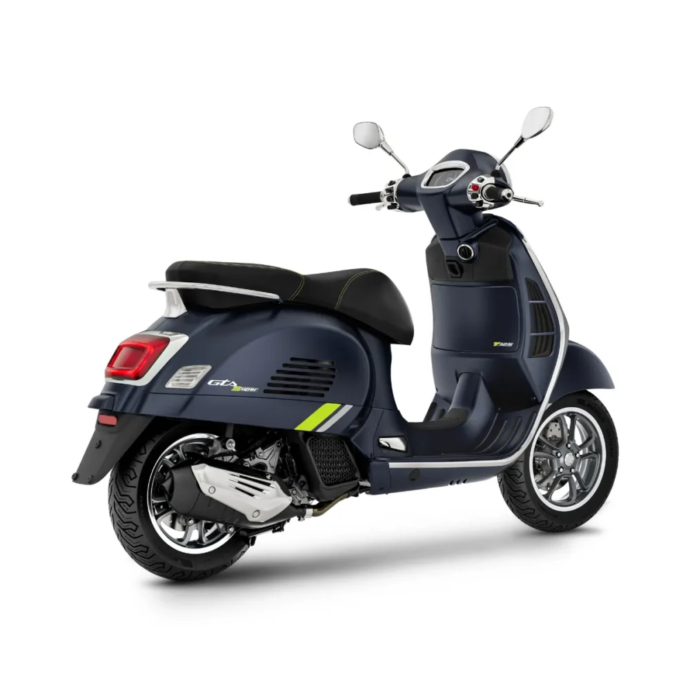 Vespa_GTS_125_Super_tech_3