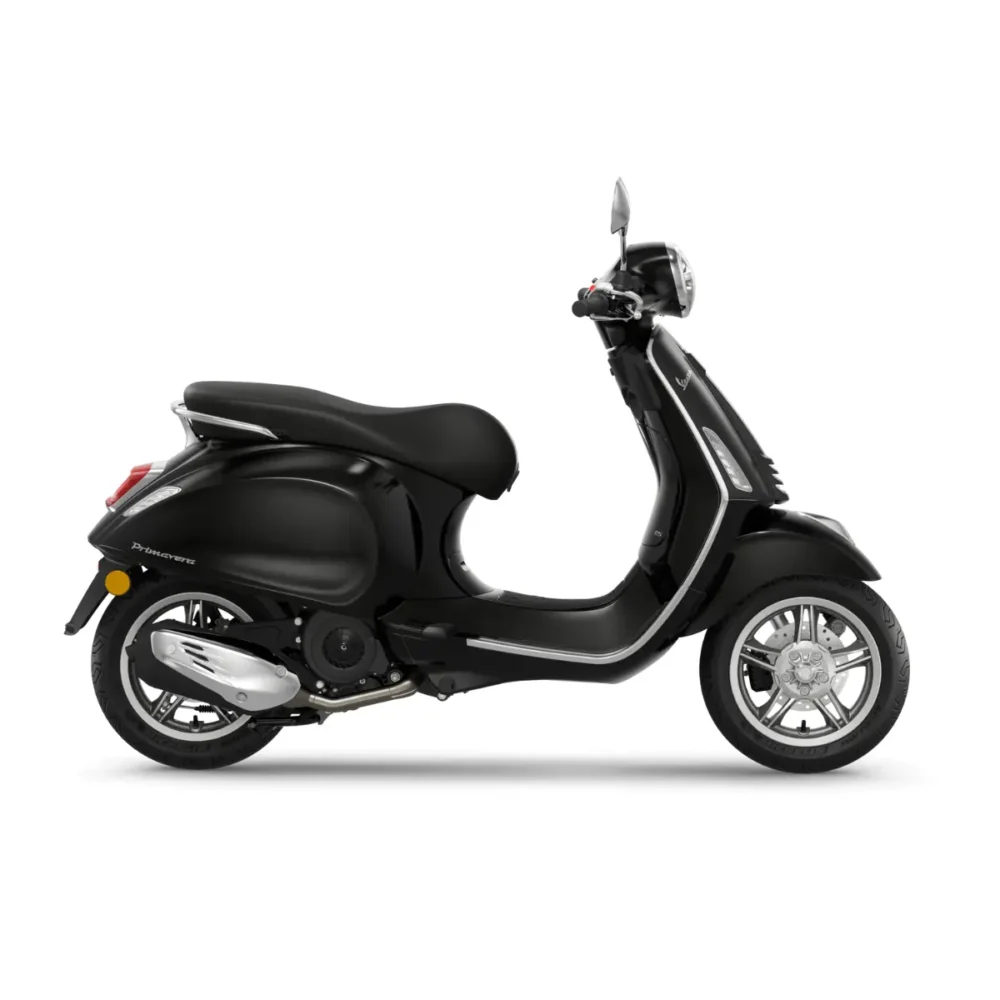 Vespa_Primavera_125_E5+_Black