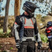 bunda-alpinestars-halo-drystar-svetlo-seda-tmavo-seda-cierna-cervena-fluo-3